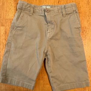 Classic Club boys khaki shorts size 7 modern fit